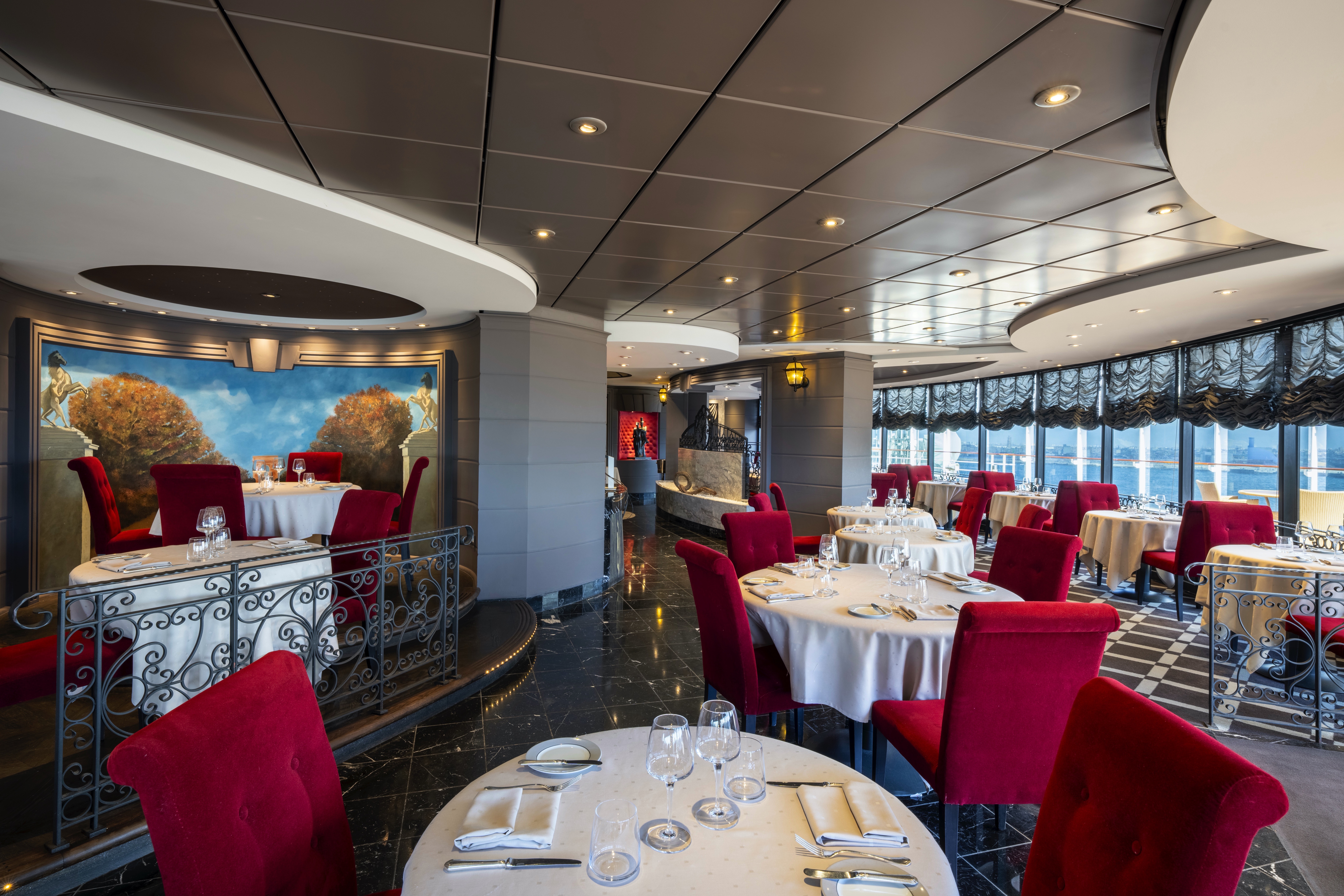 MSC Fantasia - L'Etoile Restaurant